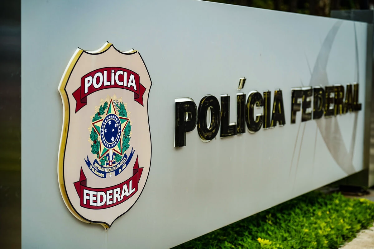 Veículos diversos - POLÍCIA FEDERAL